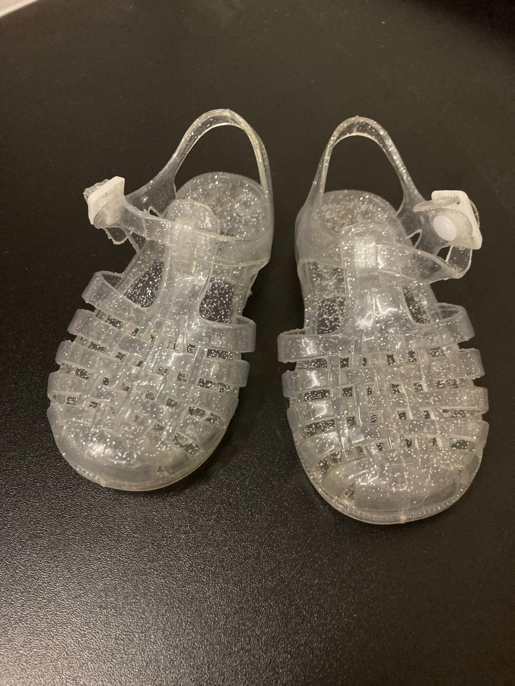 Schuhe für Jungen: Kinder-Badesandalen Gr. 5 / 20,5 – Gebraucht aus Basel von inf_z7j8
