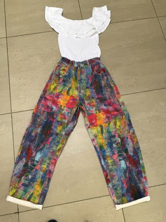 Bunte Jeans