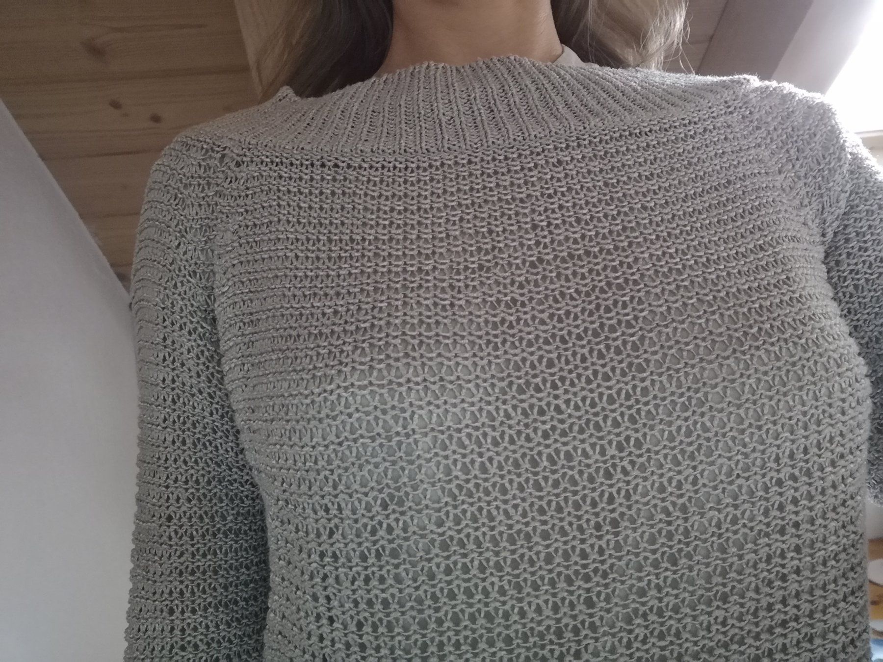 Maglioni & Felpe: 3SUISSES Eleganter Pulli Silberoptik Gr. 36/38 – Usato da Münsingen venduto da Nik_und_Kat 1