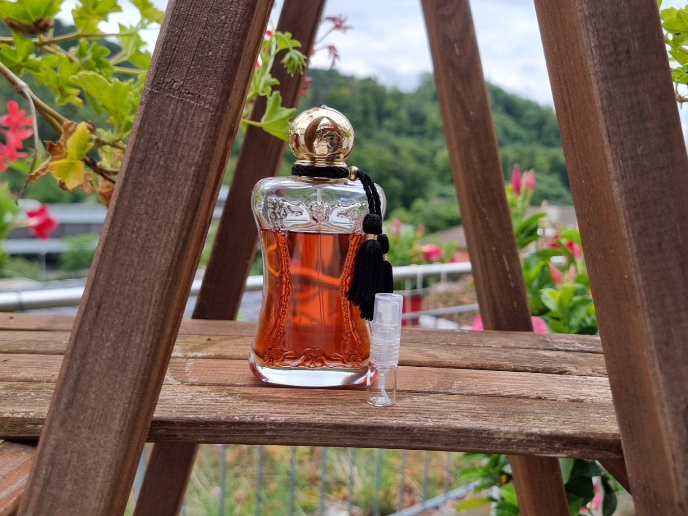 Profumi & Eau de Toilette: Parfum de Marly - Safanad - 2ml – Usato da Winterthur venduto da FragranceLUXE