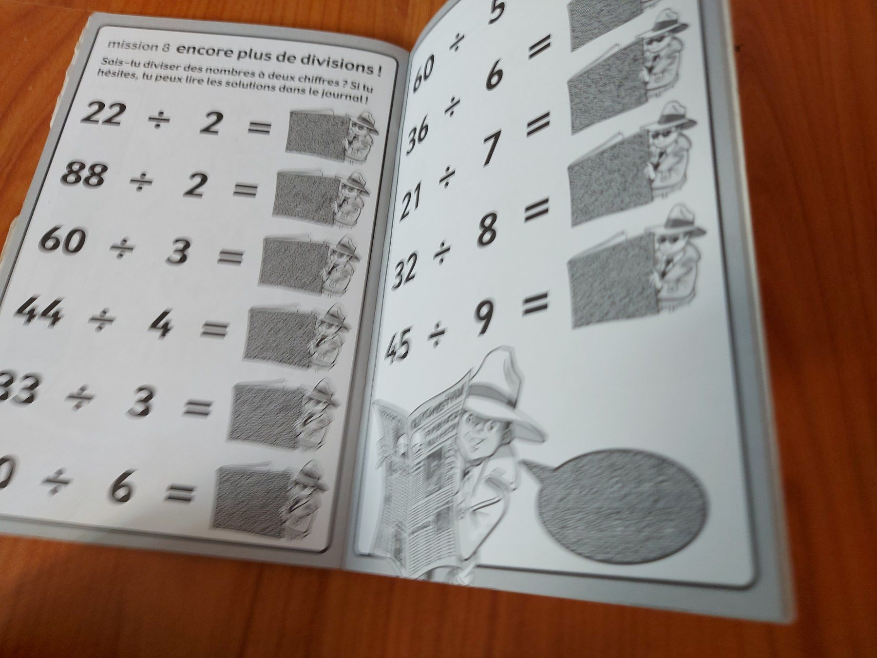 Livres: Codes secrets divisions – D'occasion à Bulle par momy 2
