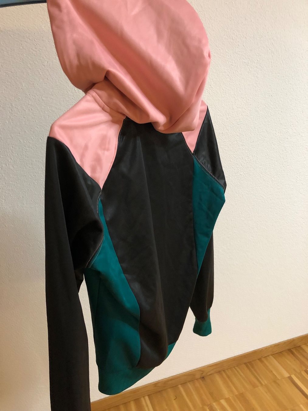 H&M Giacche: Strickjacke H&M – Usato da Zürich venduto da cha_7n8s 2