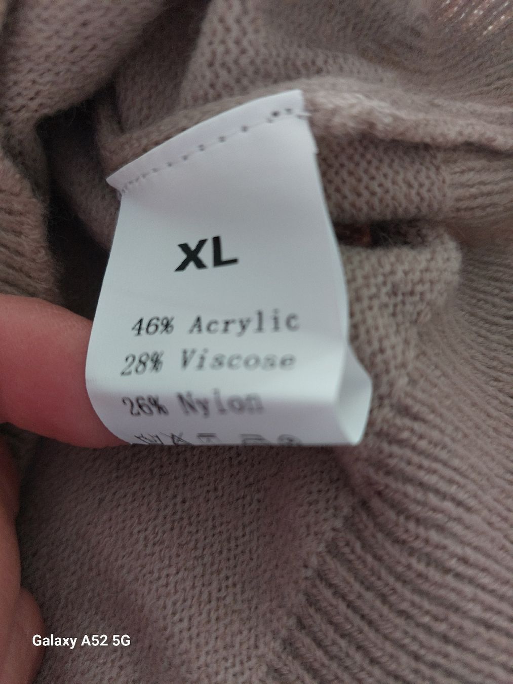 Maglioni & Felpe: Winterpullover mit Dackel Motiv, Grösse XL, neu – Usato da Thun venduto da Alexanna 4