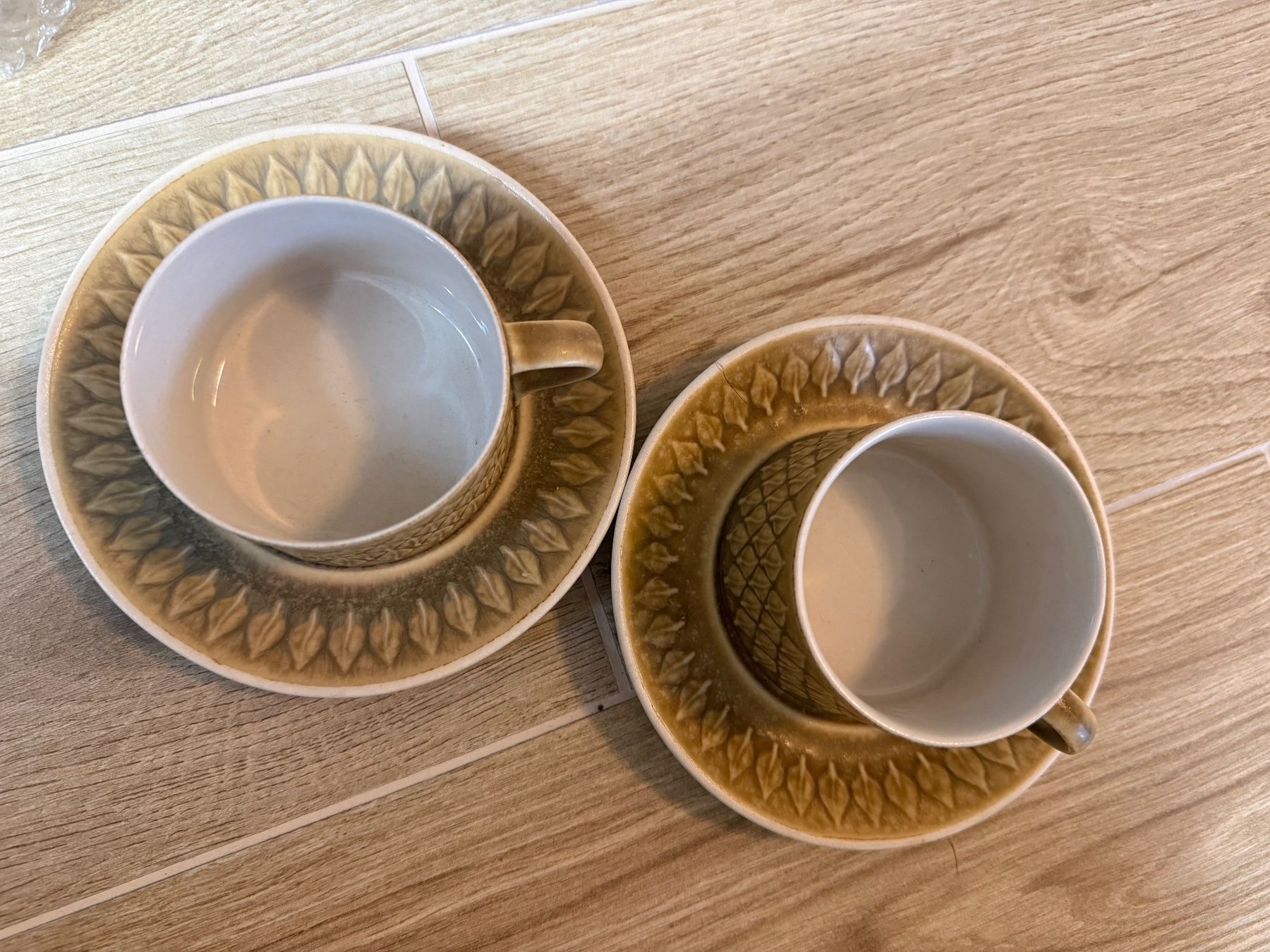 Set di piatti: Quistgaard Denmark  Relief Nissen Set – Usato da Leissigen venduto da SKcool 3