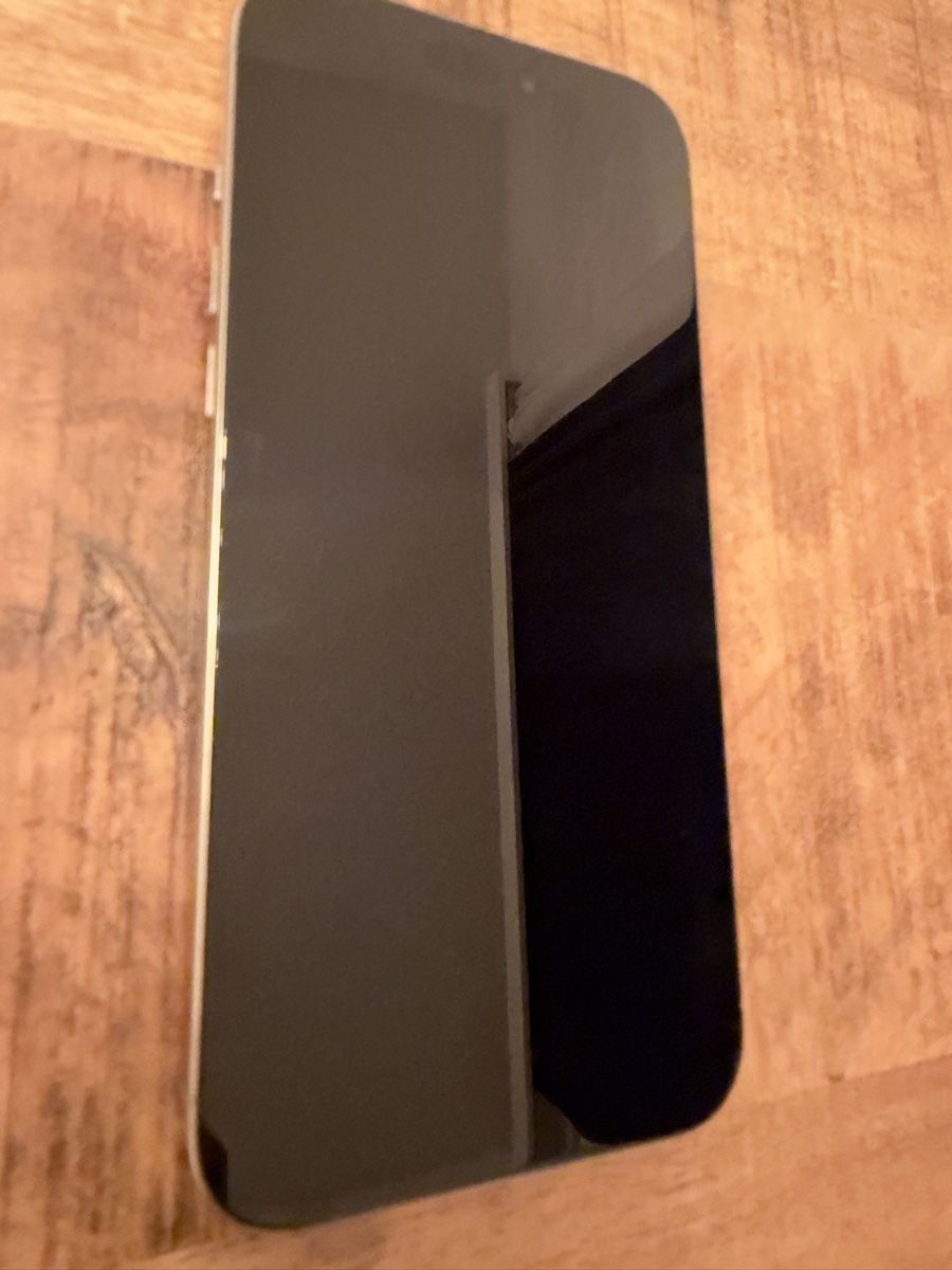 Apple Portables: Iphone 16 Pro Max Titanium – D'occasion à Kloten par zorn64 1
