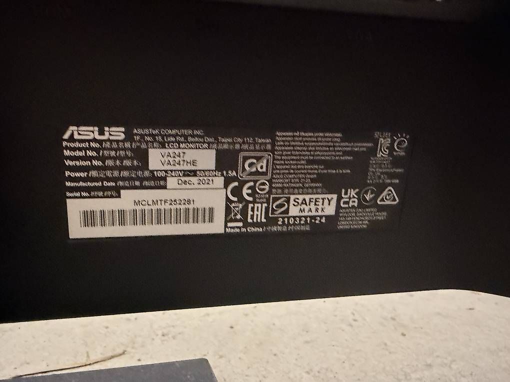 Ecrans: Asus Bildschirm – D'occasion à Unterterzen par bia_86s2 1