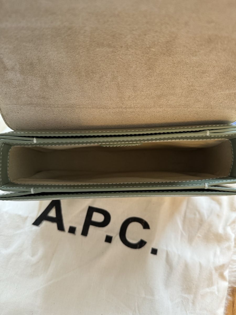 Apc Borse da donna: Sac Apc – Usato da Lausanne venduto da Meganelausanne 5