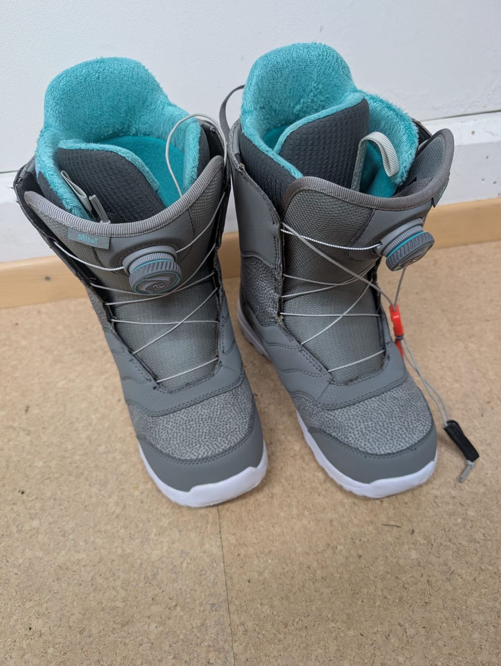 Burton Damenschuhe: Snowboard Schuhe – Gebraucht aus Geuensee von Jasi0901