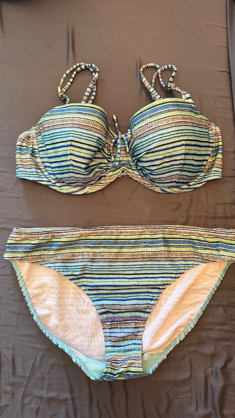 Badekleider & Bikinis: 2 Bikinis von PrimaDonna – Gebraucht aus Rothenthurm von Lynn_DM 3