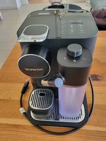 Nespresso DeLonghi Gran Lattissima Black