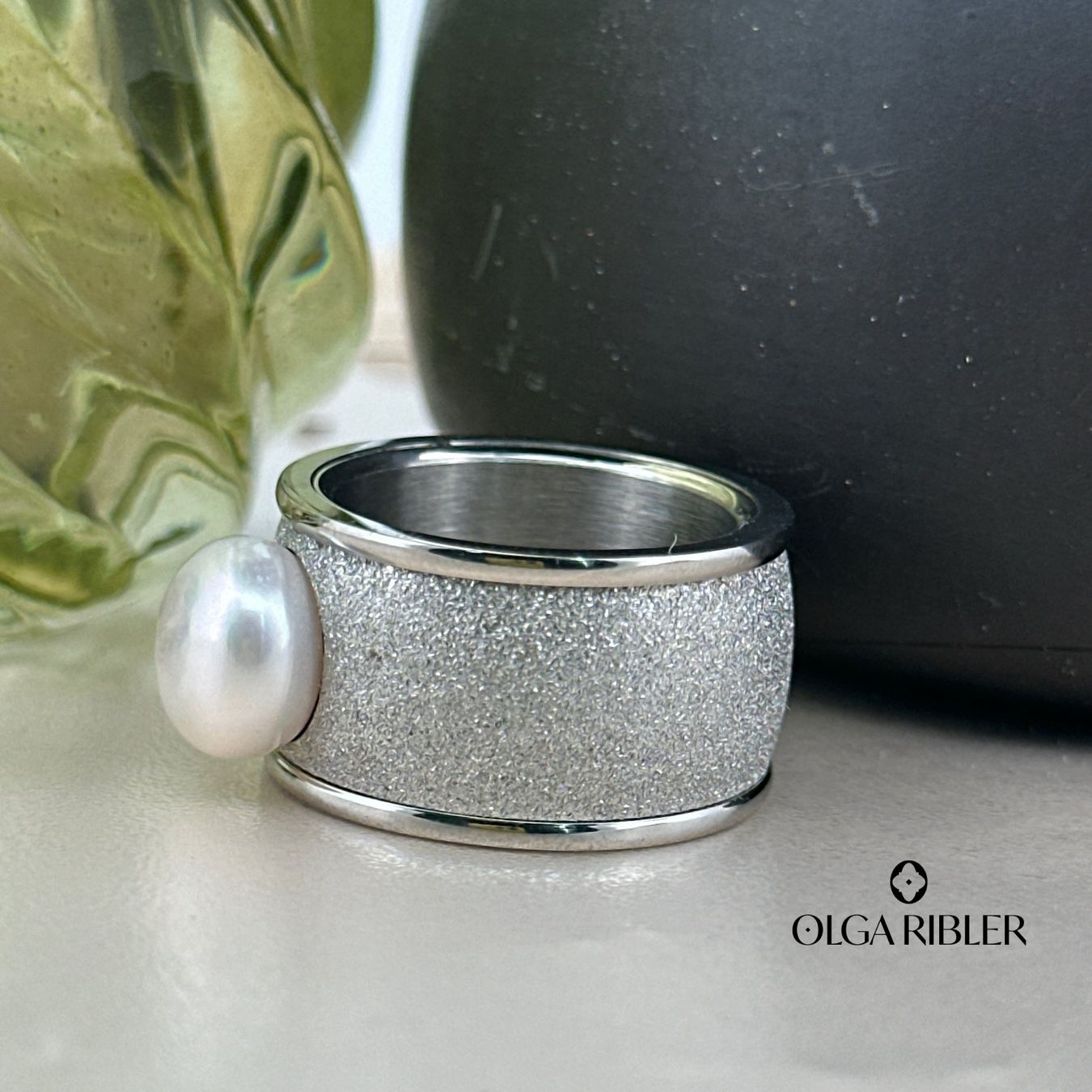 Olga Ribler Anelli: Statement- Edelstahl Ring mit Süsswasserperle Gr 60 – Nuovo (secondo la descrizione) da Luzern venduto da Schmuckoutlet 3