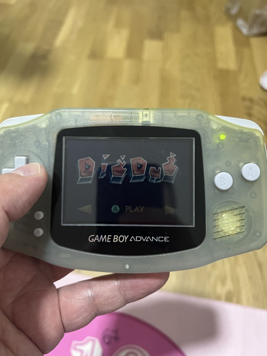 Nintendo Konsolen: Gameboy Advance Transparent – Gebraucht aus Adliswil von malishevci