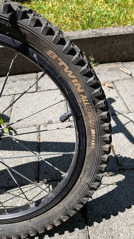 Velos: Vélo Btwin Robot 500 - 16 inch – Gebraucht aus Baar von FranckG 2