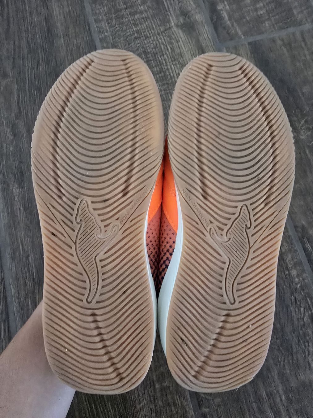 Scarpe per ragazzi: Hallenschuhe Gr.35 – Usato da Wynau venduto da mar_5v8x 3