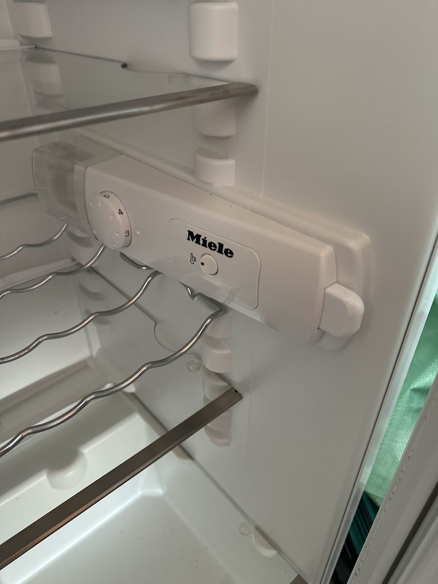 Réfrigérateurs: Kühlschrank Miele – D'occasion à Tüscherz-Alfermée par Pluriel2 2