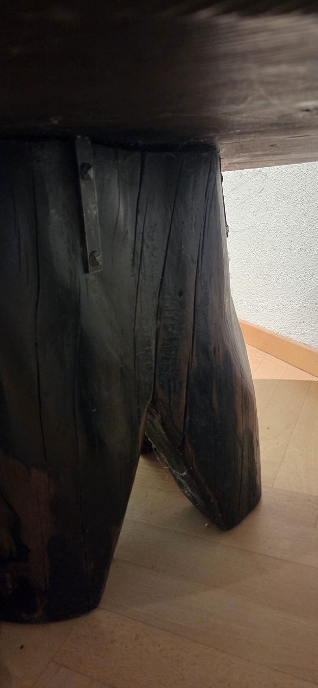 Tische: Massiver Holz-Salontisch – Gebraucht aus Winterthur von dus_bpn6 1
