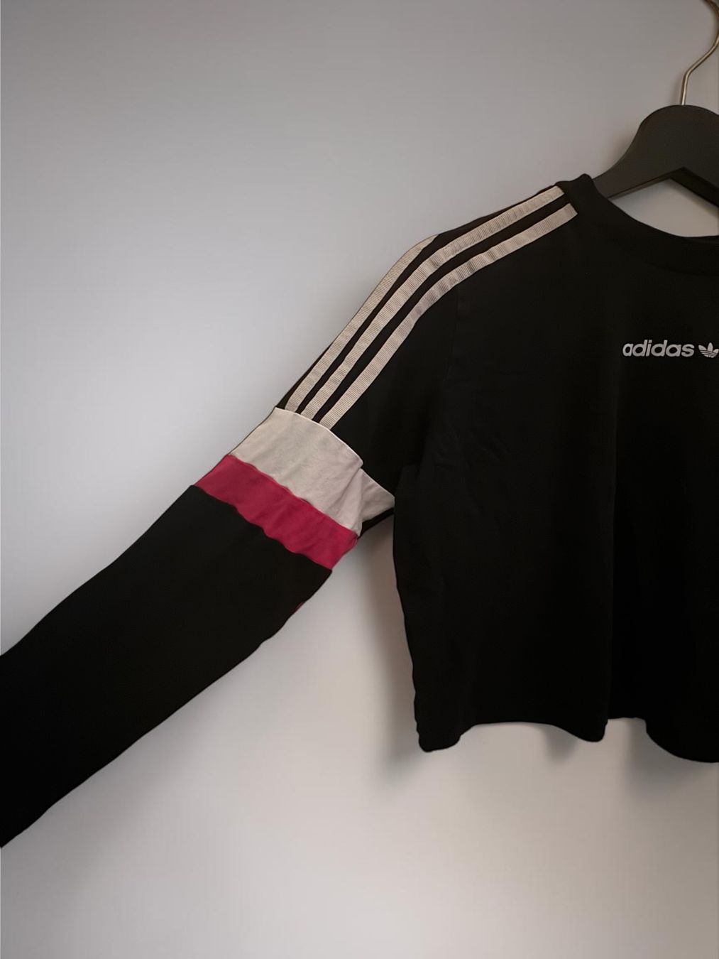 Adidas Pulls & Sweat-shirts: Adidas Damen Crop Pullover Gr. 46 – D'occasion à Bern par MissionAusmisten 2