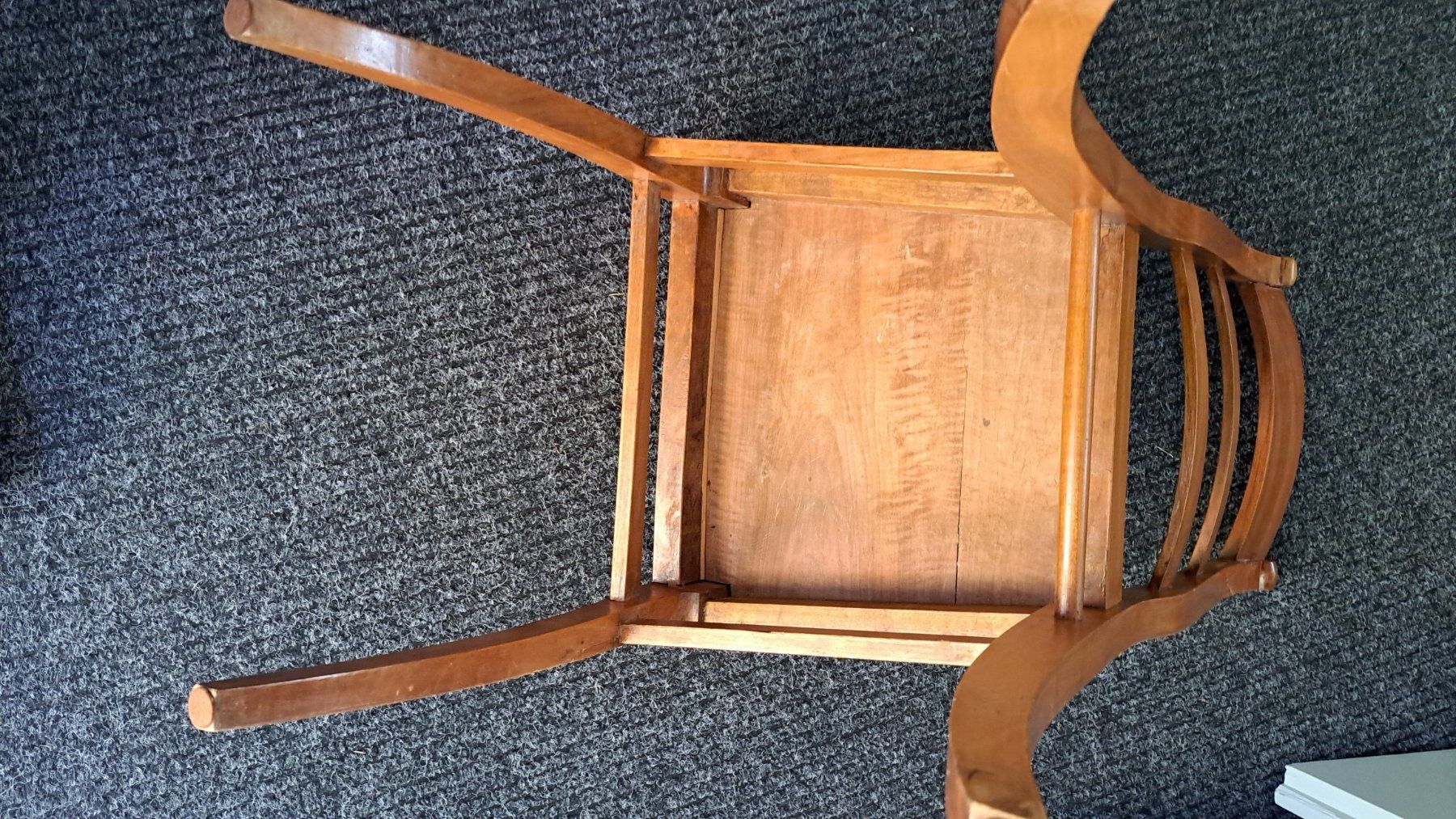Sedie: Belle chaise antique, utilitaire et décorative – Usato da Neuchâtel venduto da Forestmanz 5