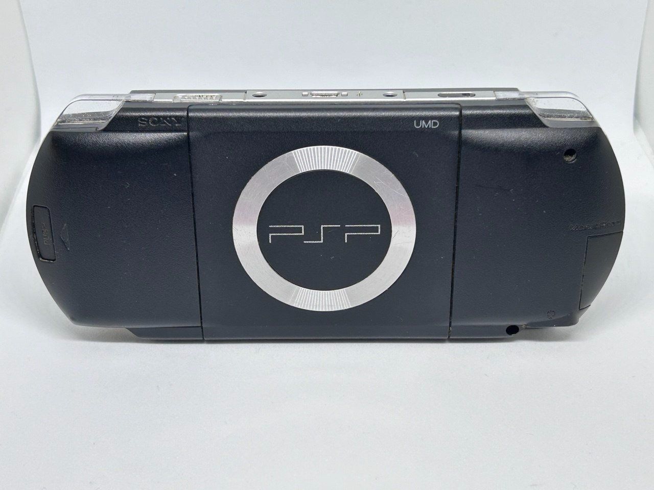 Sony Konsolen: Console Sony PSP 1004 Kit Completo Originale con Memory 2GB – Gebraucht aus Giubiasco von LorisVale 1