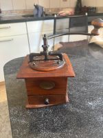 Kaffeemühle Holz Metall alt vintage Zustand wie abgebildet