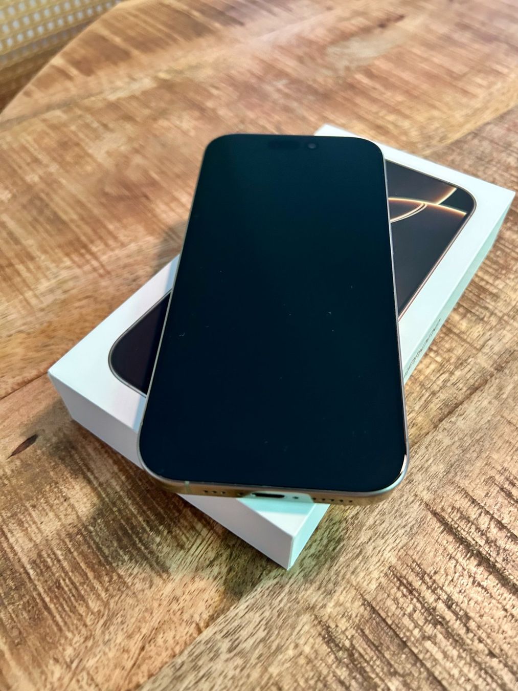 Apple Telefoni cellulari / Smartphones: iPhone 16 Pro 256Gb - Natural Titanium – Usato da Zollikon venduto da alexios86 4