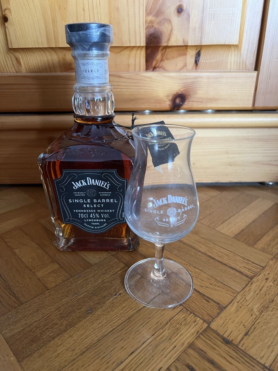 Jack Daniels Bevande alcoliche: Jack Daniels Single Barrel mit Glas 7dl 45% vol. – Nuovo e nell'imballaggio originale da Basel venduto da veralt