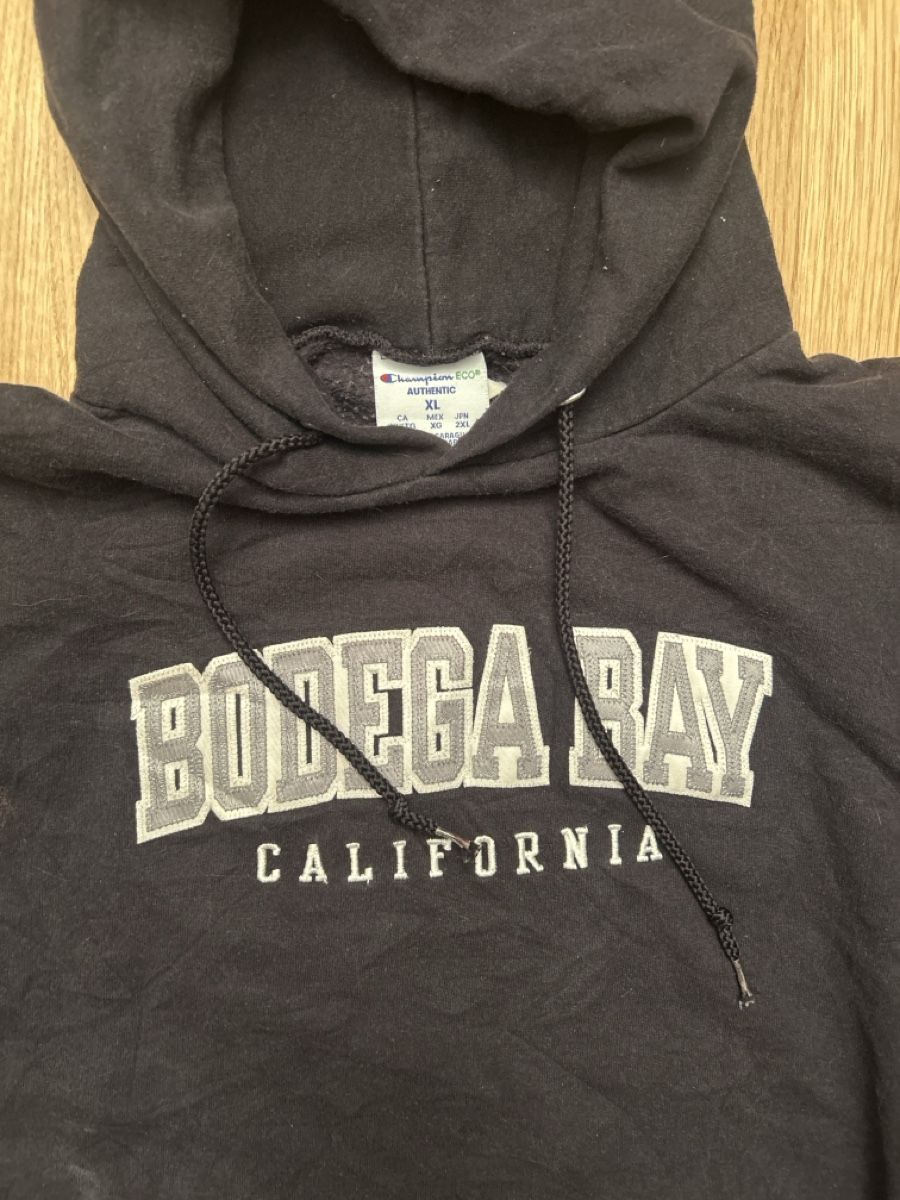 Champion Maglioni & Felpe: CHAMPION Kapuzenpullover Bodega Bay California Grösse XL – Usato da Luzern venduto da ThrowbackVintage 1