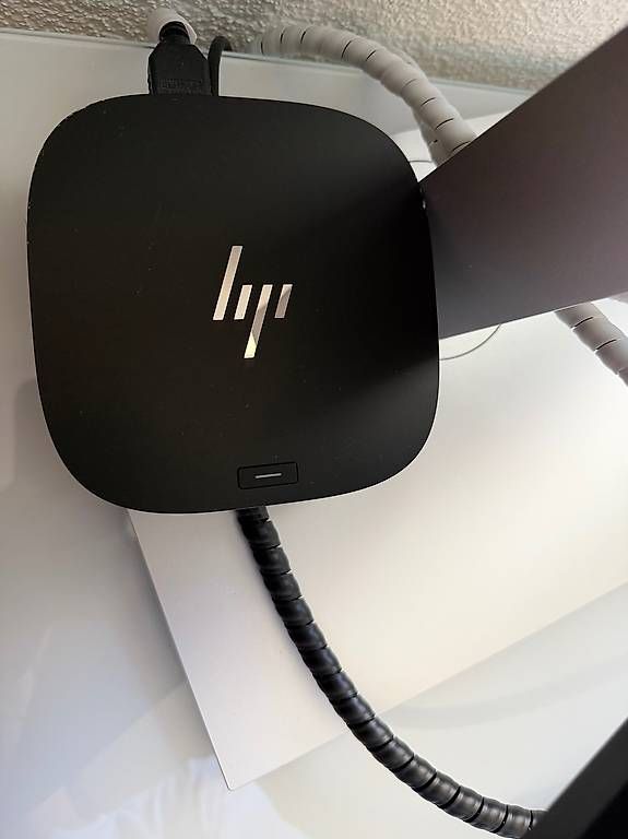Microsoft Dockingstation: Dock-In Station – Gebraucht aus Teufen AR von daniela.si