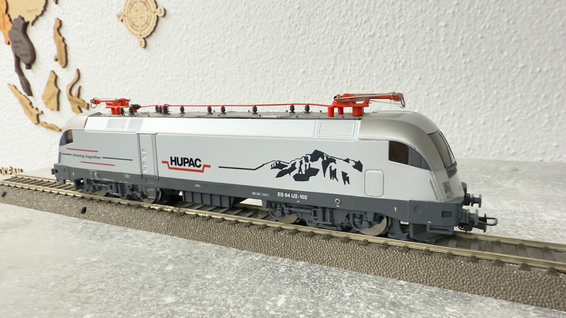 Piko Modellini di ferrovie: Piko E-Lok Taurus HUPAC H0 / DC / Digital – Usato da Windlach venduto da Kelebra 2