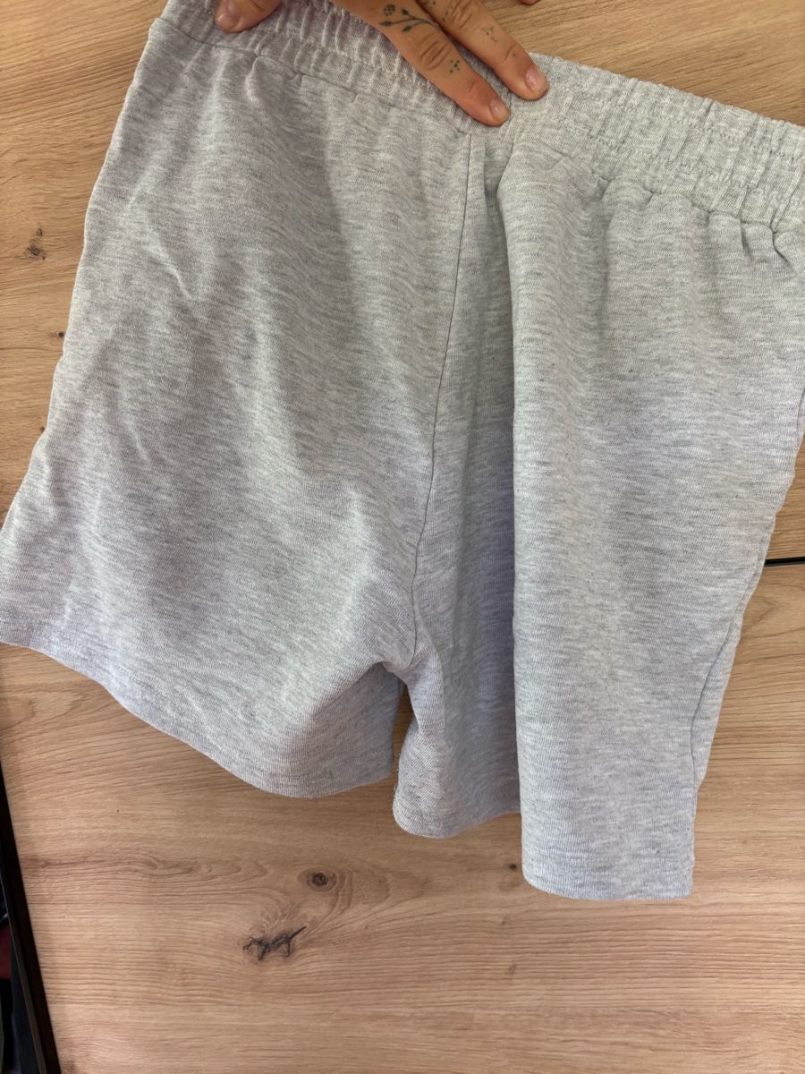 Hosen: Kurze Baggy Trainerhose – Neu (gemäss Beschreibung) aus Spiez von Michaela333 1