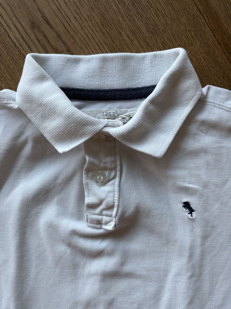 H&M Hemden, T-Shirts & Polos: H&M Poloshirt, Gr. 122/128, Weiss – Gebraucht aus Horgen von Rafnaf 1