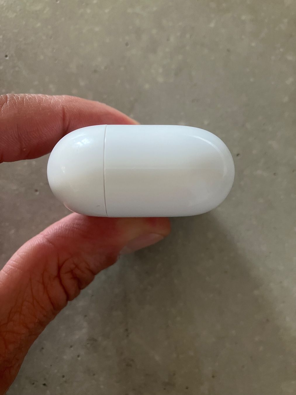 Apple Cuffie: Apple AirPods Pro 1 Charging Case – Usato da Lausanne venduto da mr.v 6