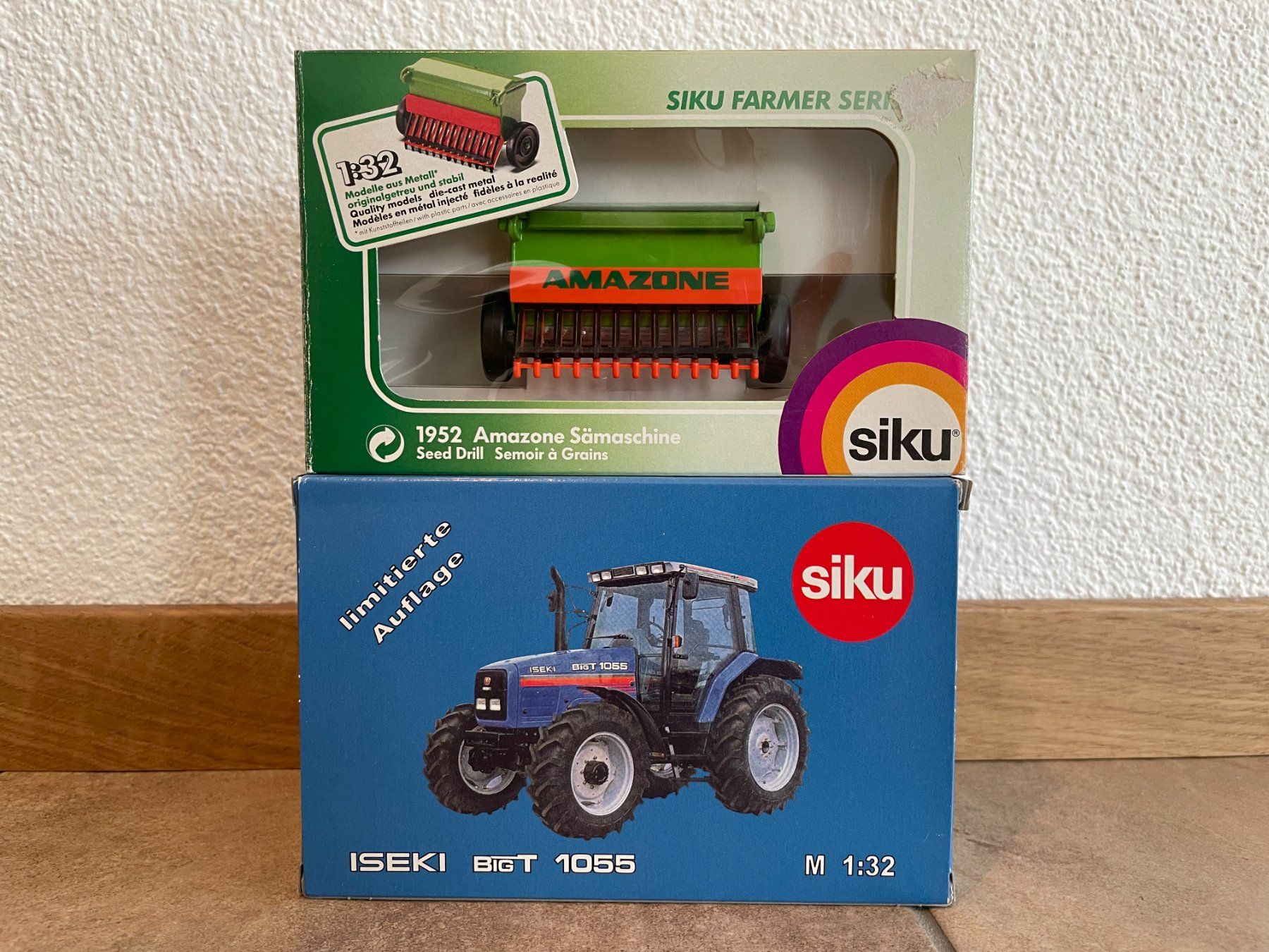 Iseki Trattori: SIKU Iseki BigT 1055 mit Amazone – Nuovo e nell'imballaggio originale da Kreuzlingen venduto da Stefan1150 4