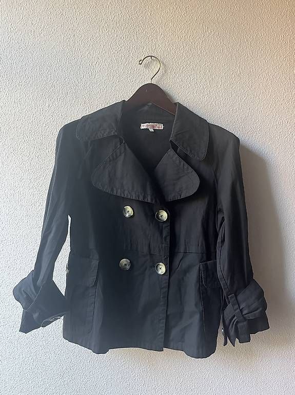 Giacche: Veste printanière noire – Nuovo (secondo la descrizione) da Lausanne venduto da iklep