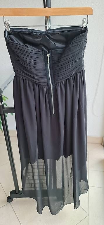 Vestiti: schwarzes Kleid von Vero Moda, Grösse 38 – Usato da Ruggell venduto da amhu 1
