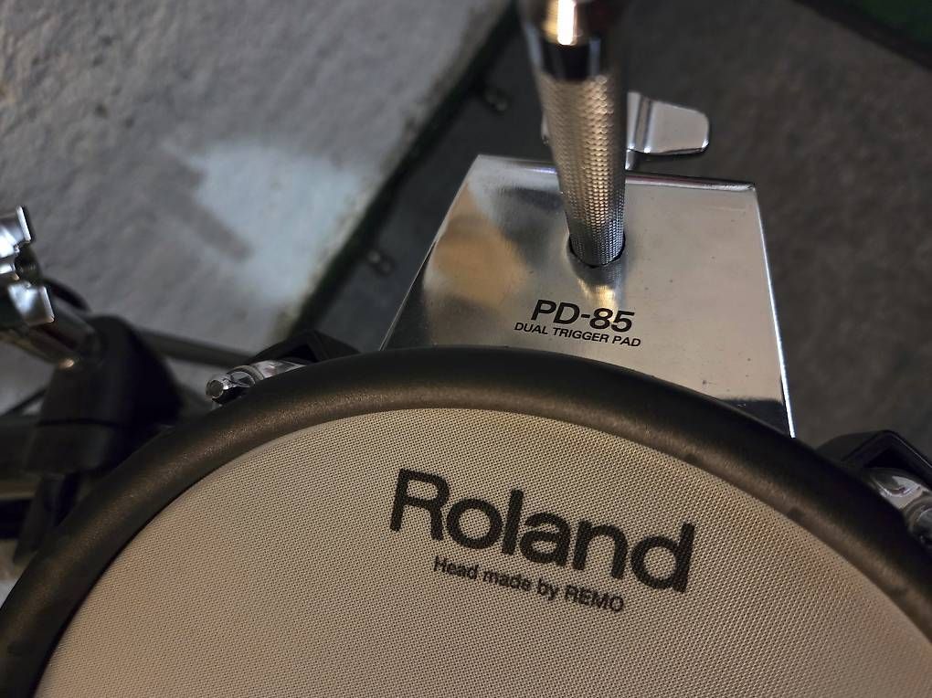 Strumenti musicali: Roland TD-12 E-Drum Set mit VH-11 & Mesh Pads – Usato da Wettingen venduto da Allmilchigsinn 3