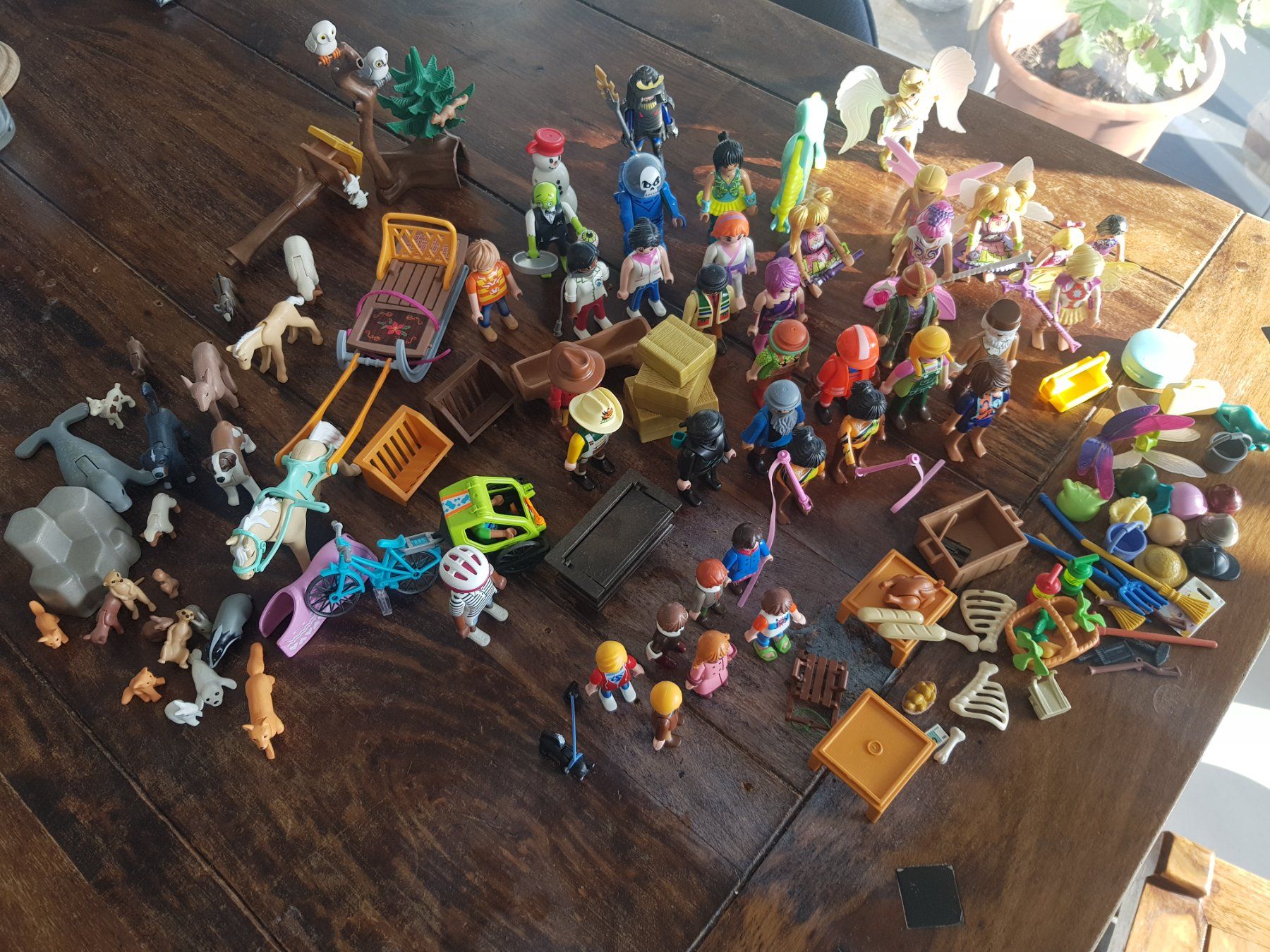 Playmobil Giocattoli: PLAYMOBIL / DIVERSE FIGUREN & THEMEN – Usato da Root venduto da LifestyleAccessoires 2