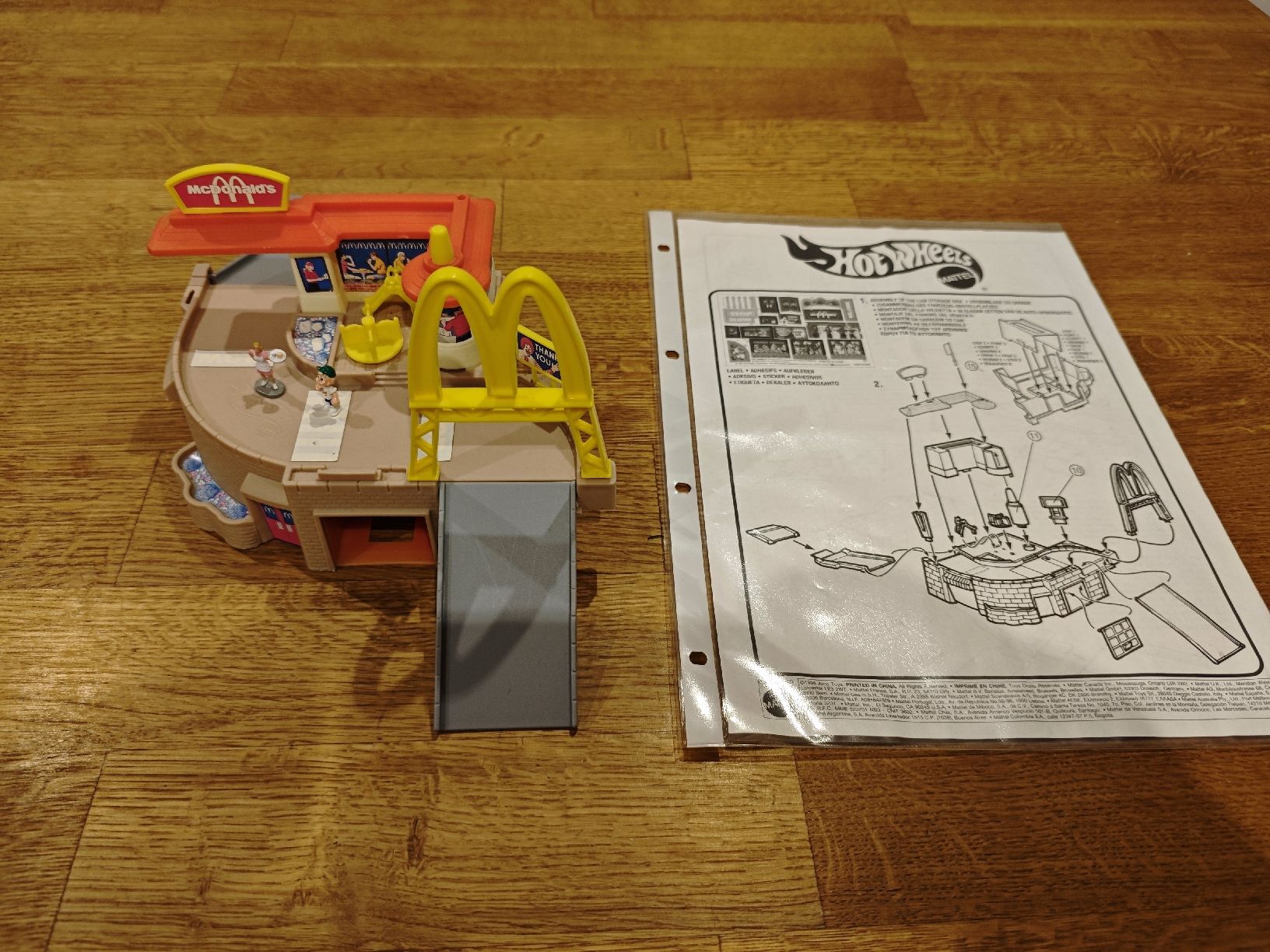 Hot Wheels Giocattoli: Hot Wheels McDonald's Playset – Usato da Wittenbach venduto da stefange 1