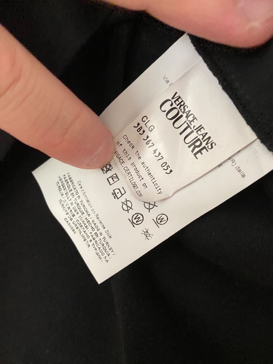 Versace T-shirt: Versace Jeans T-Shirt grösse L – Usato da kloten venduto da Spa77 1
