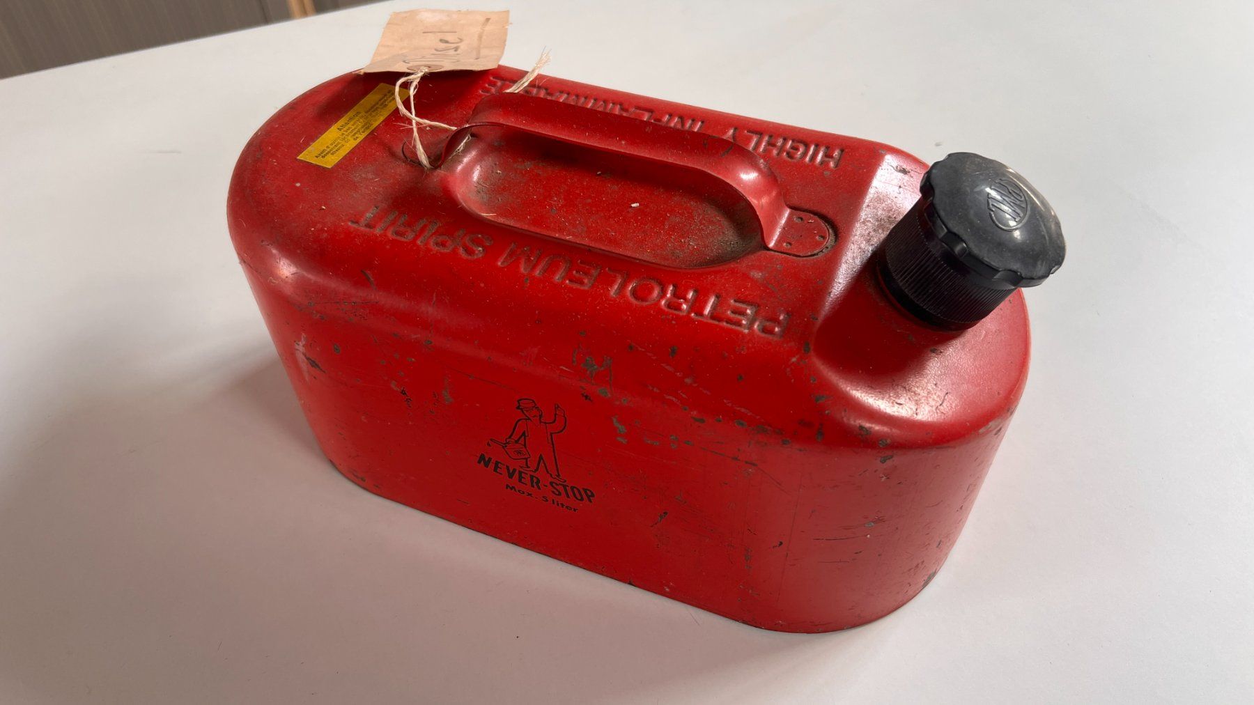 US Army Benzinkanister: Vintage Never-Stop Benzinkanister, 5 Liter, Rot, Rarität – Gebraucht aus Zeiningen von osm61 3