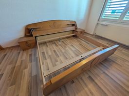 Hochwertiges Doppelbett mit 2 Euroflex-Lattenrosten