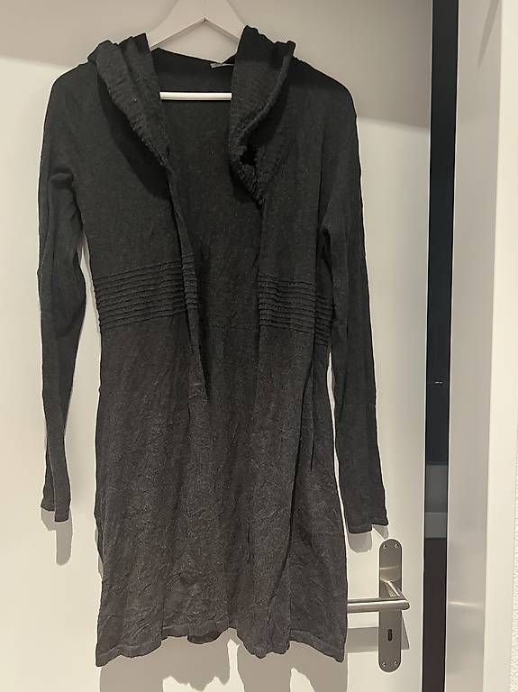 Vestes: Strickjacke Nile – D'occasion à Neftenbach par bebbels69