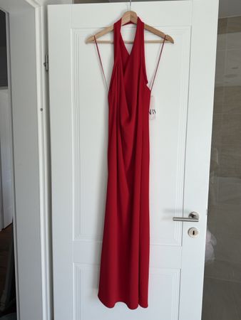 Elegant Red Halterneck Maxi Dress - Size M - Perfect for Sum