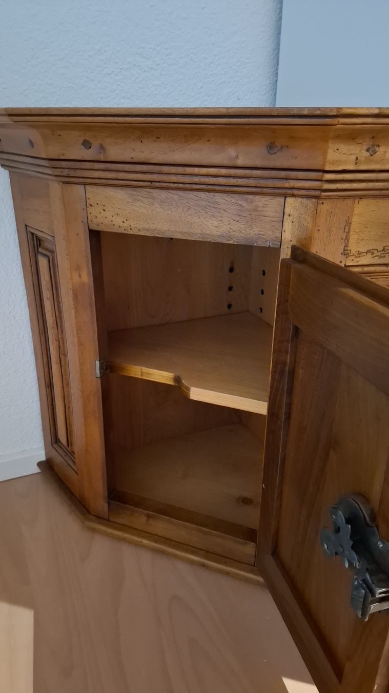 Schränke: Eckschrank Holz  – Gebraucht aus Buochs von regenbogen7365 1