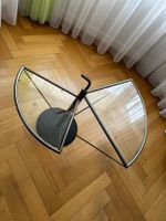 Designer Tisch Ombrello.