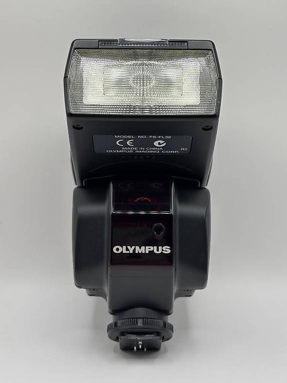 Olympus Flashs: Olympus FL-36 Blitzgerät Systemblitz – D'occasion à Merenschwand par Sbj 1