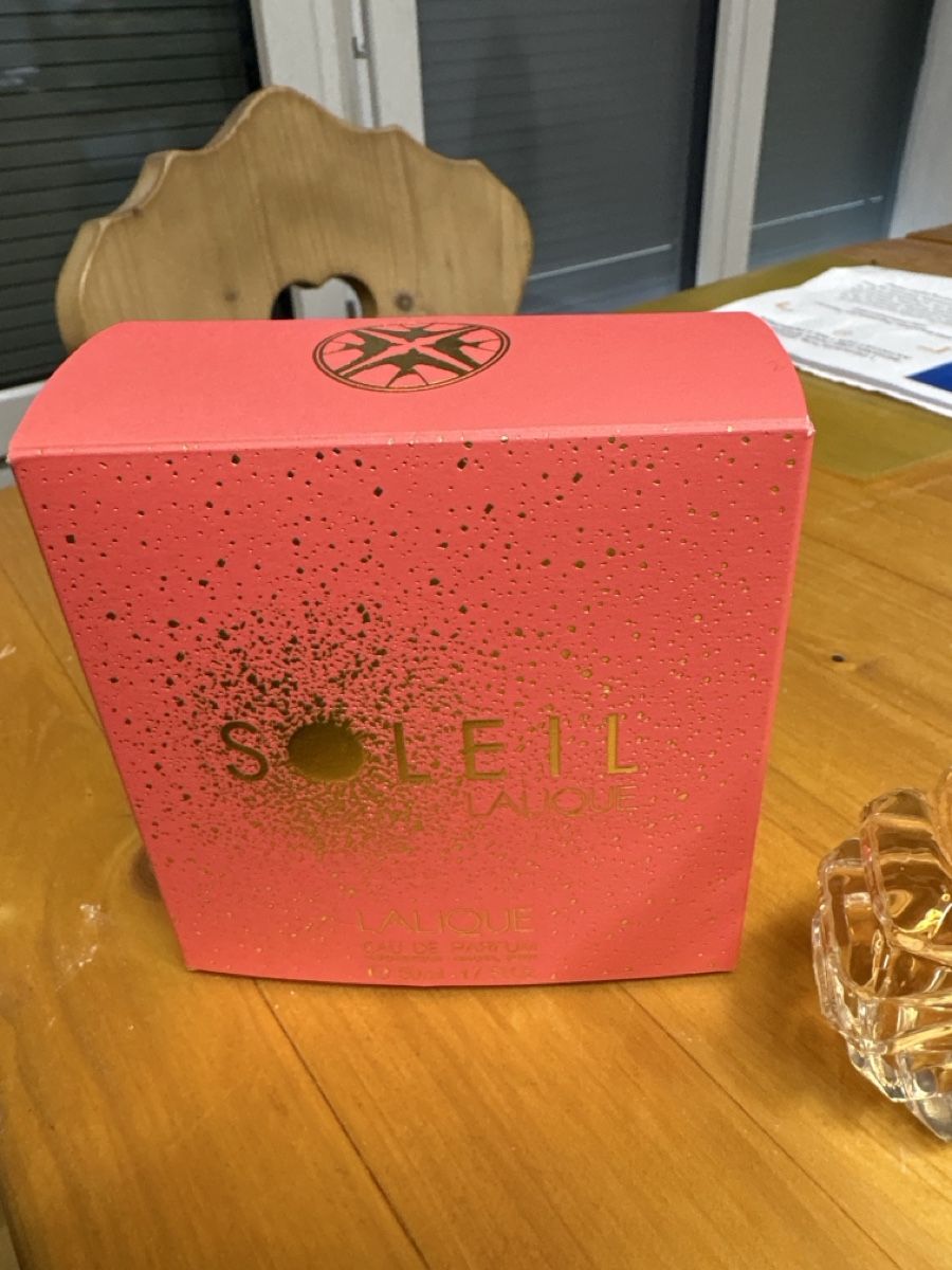 Lalique Profumi & Eau de Toilette: Neues Parfum Soleil Lalique – Nuovo (secondo la descrizione) da Maienfeld venduto da 8796
