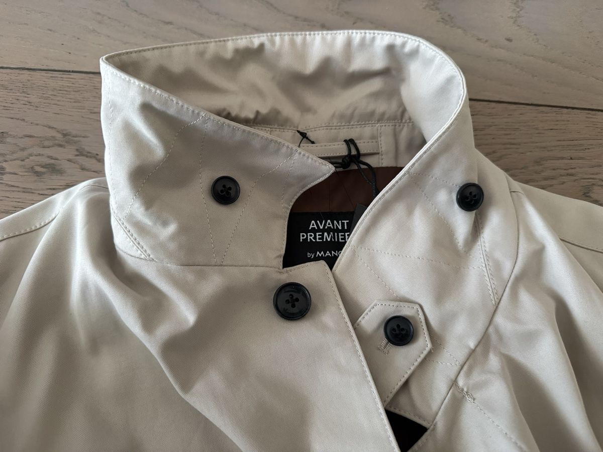 Manor Mäntel: Tranch Coat Manor  – Neu und originalverpackt aus Corpataux von seniz 4