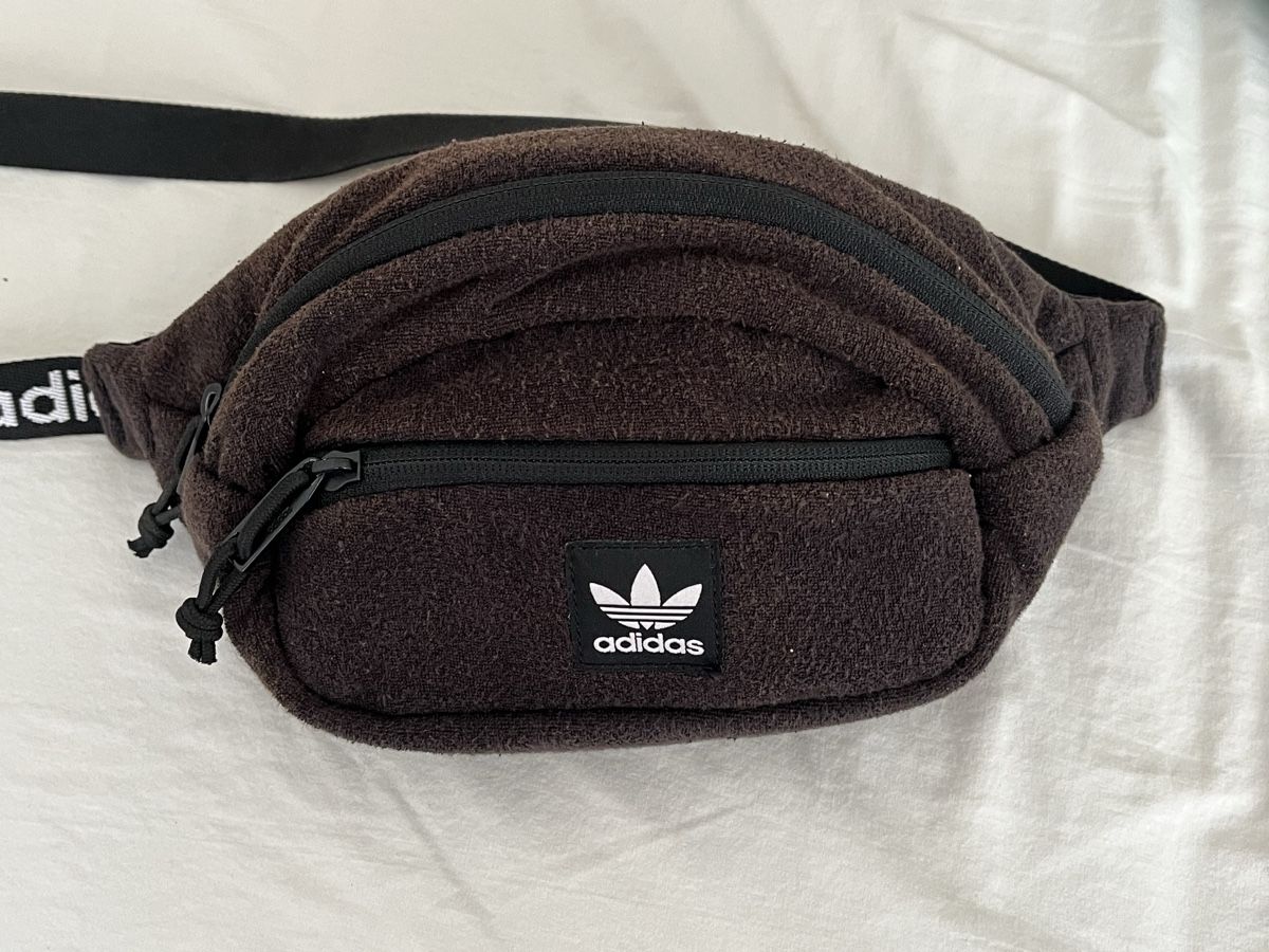 Adidas Borse: Banane Adidas – Usato da Lutry venduto da meg_pk9l