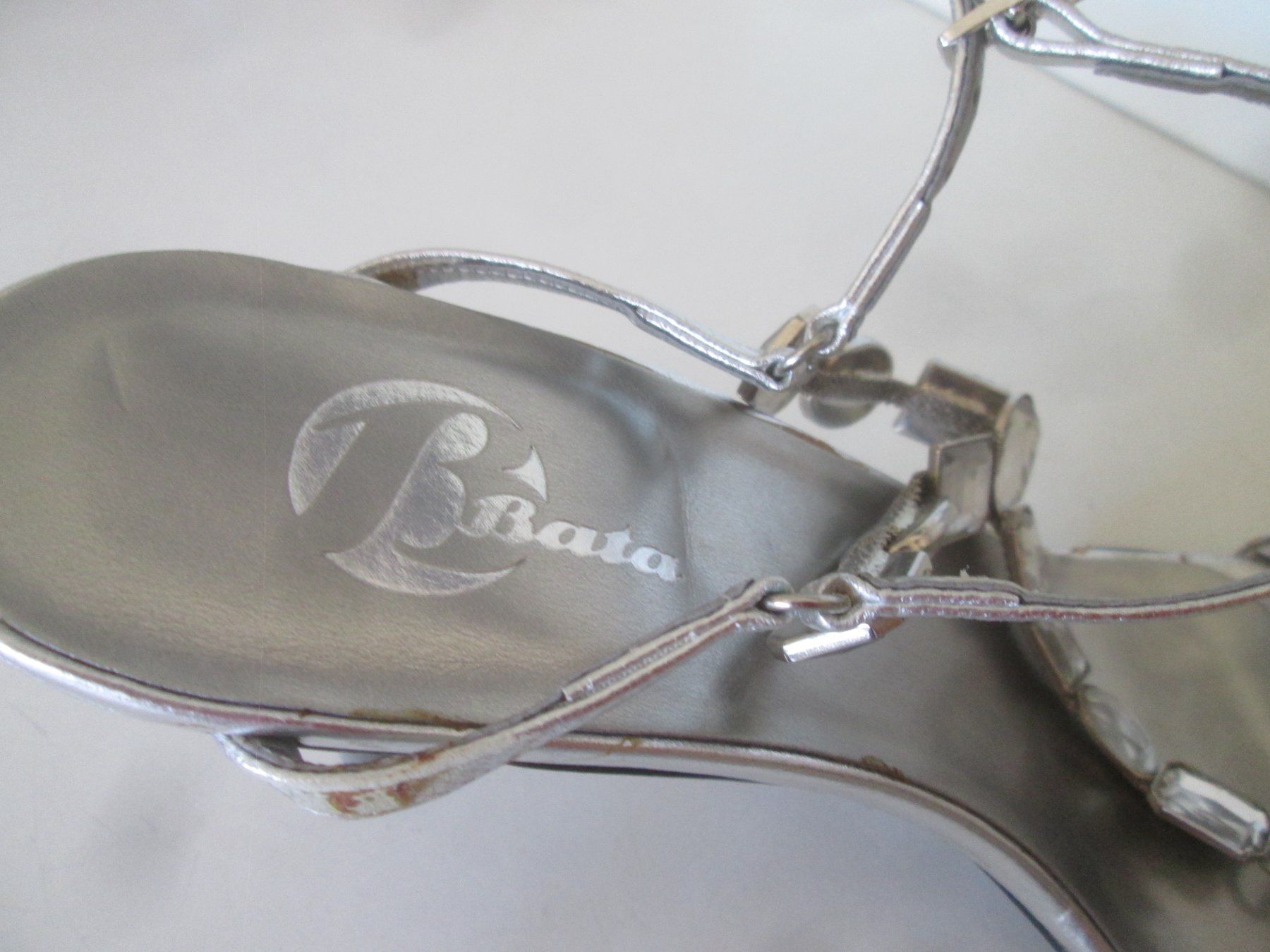 Scarpe da donna: Bata Flip-Flops mit Strasssteinen, Größe 38, neu – Nuovo e nell'imballaggio originale da Sementina venduto da babucia 2